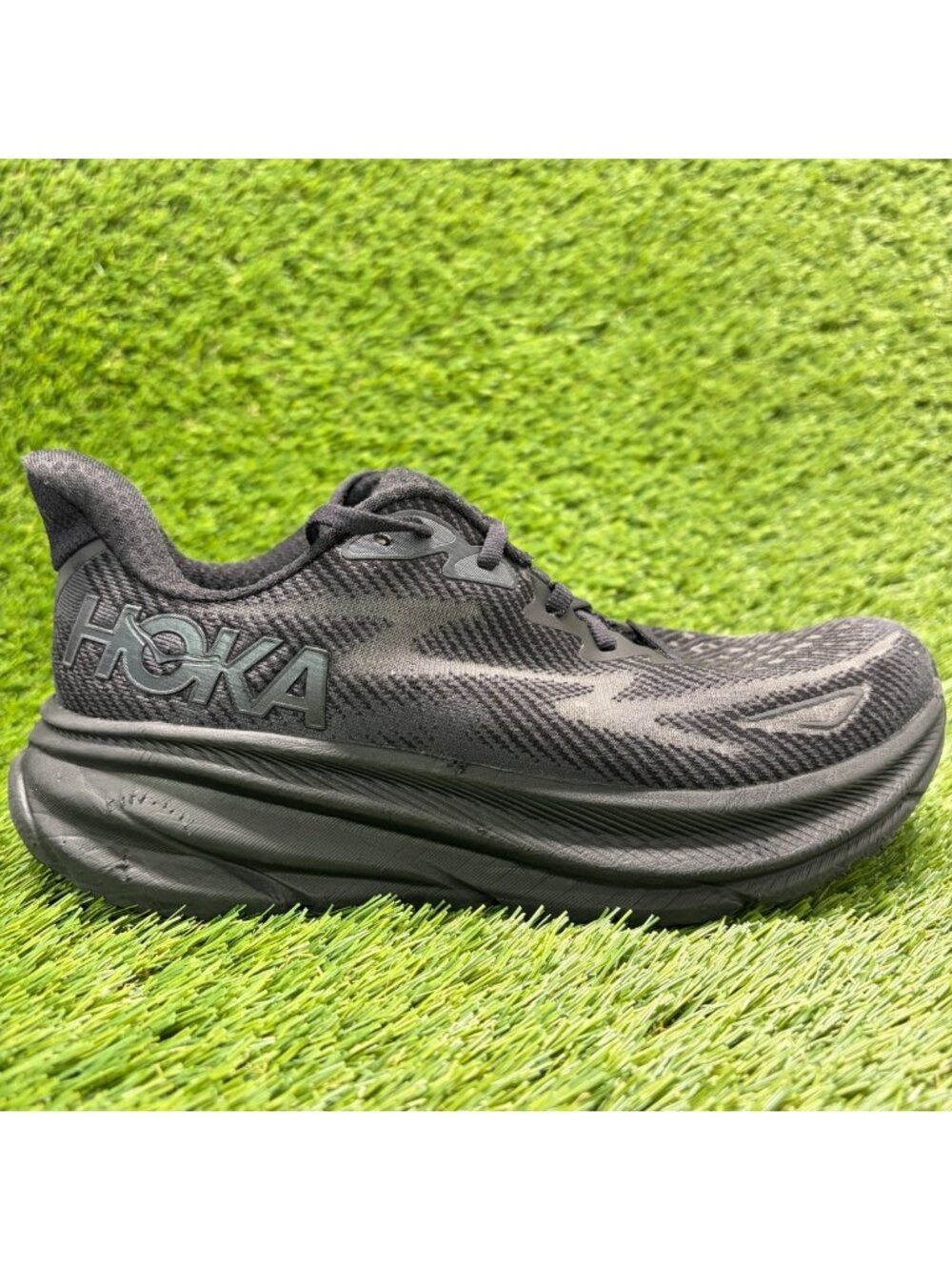 Hoka One One Clifton 9 Womens Size 8 Black Athletic Running Shoes Sneakers